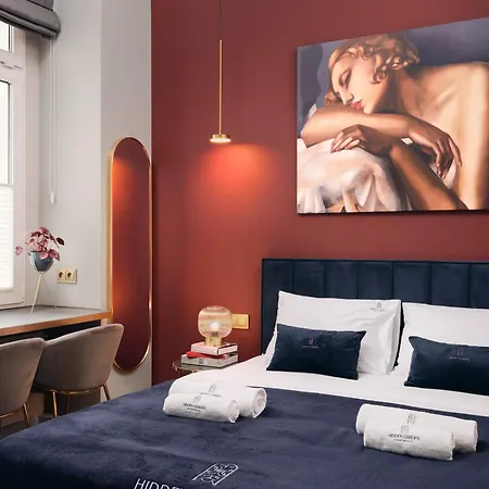 Hidden Garden アパート