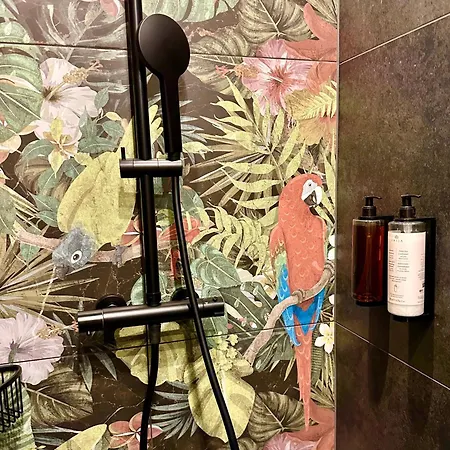 Hidden Garden アパート